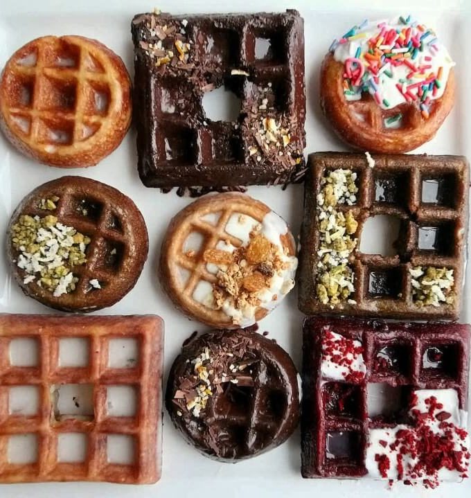 The waffle meets the donut. (Sean Cooley / thrillist.com)